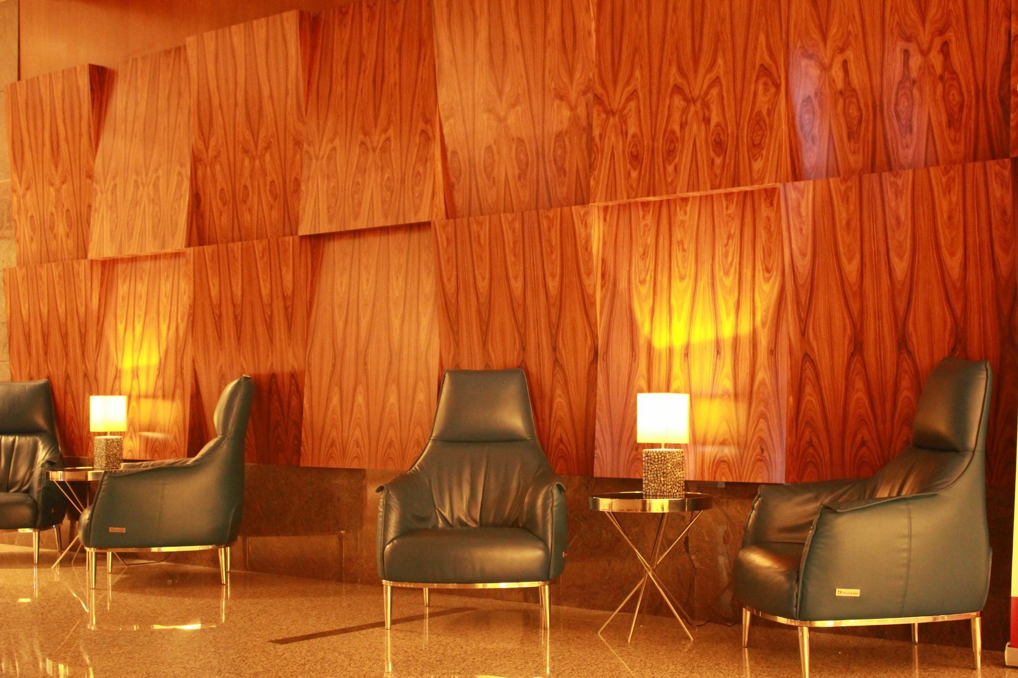 Imperial Suites Serviced Apartment Maong Bazaar エクステリア 写真